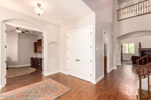 2710 Cattle Dr, Gilbert AZ  85297-8116 exterior