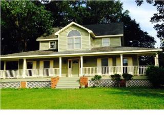 1611 Seignious Dr, Charleston, SC 29407-9662