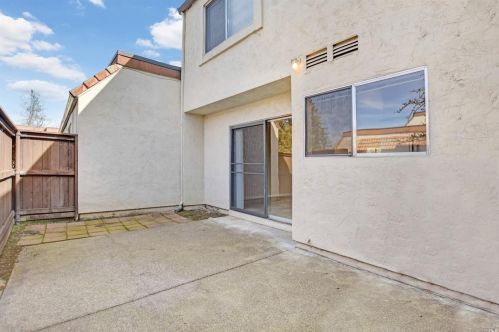 1737 Las Raposas Ct, Santa Rosa CA  95409-3417 exterior