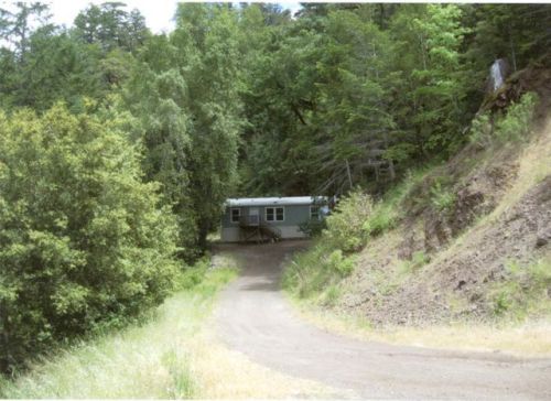 627 Blue Rock Rd, Garberville, CA 95542-3705