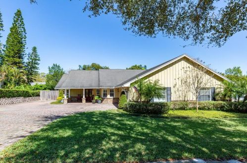 1921 Old Creek Ln, Maitland, FL 32751-4976