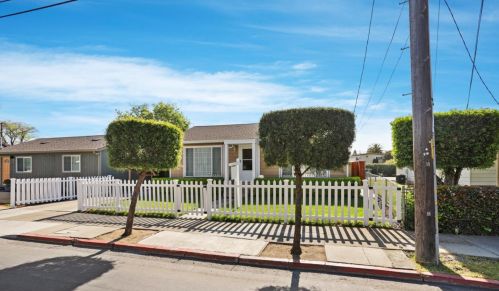 137 Hazel Ave, Redwood City, CA 94061-3111
