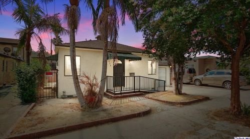 538 Chevy Chase Dr, Glendale, CA 91204-1814
