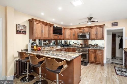 848 Riverside Ave, Trenton NJ 08618-5318 exterior