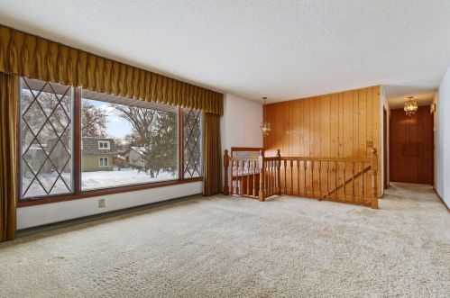 3912 Shamrock Dr, Minneapolis, MN 55421-4345