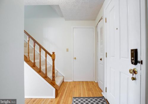 13051 Kensal Green Ct, Herndon, VA 20171-2311