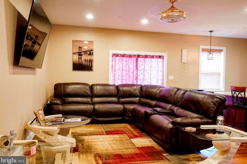 3566 Muirwood Dr, Newtown Square PA  19073 exterior