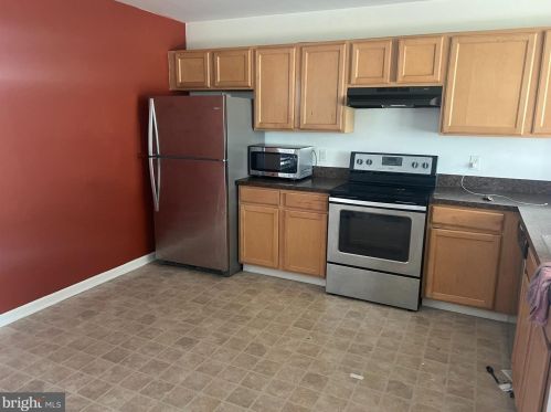 338 Northdown Dr, Dover DE  19904-5744 exterior