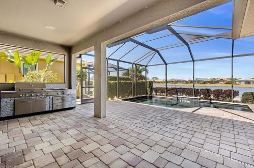 3688 Canopy Cir, Naples FL  34120-0698 exterior