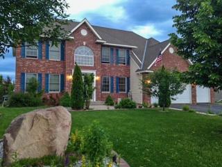 17734 Franconia Ct, Lakeville, MN 55044-6044