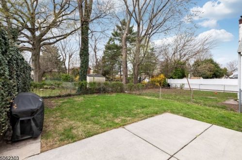 122 Hawthorne St, Roselle Park NJ  07204-1813 exterior