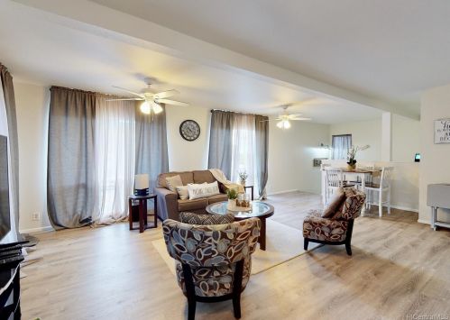 2570 Akepa St, Pearl City HI  96782-1072 exterior