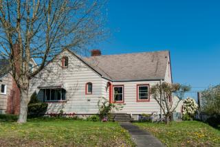 221 58th St, Tacoma WA  98408-6408 exterior