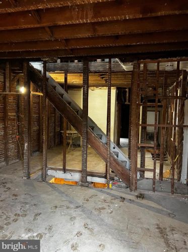 42 Oak St, Norristown PA  19401-4044 exterior