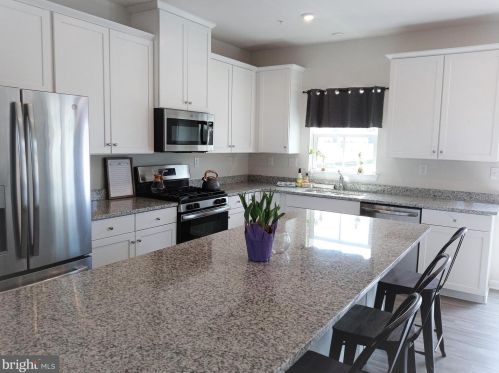 167 Peter Ln, Gilbertsville PA  19525 exterior