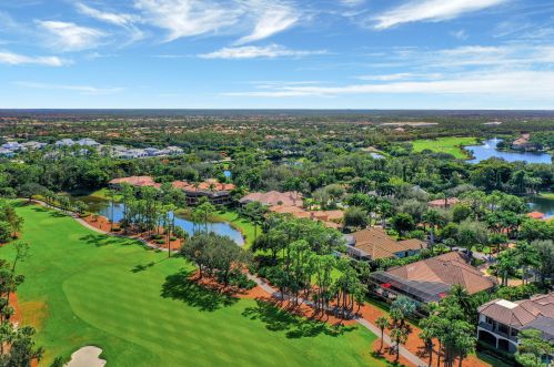 15813 Savona Way, Naples, FL 34110-2701