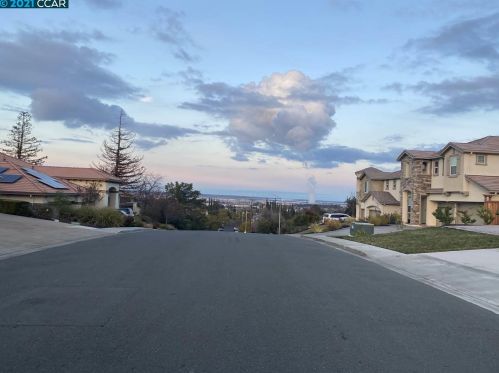 4325 Inverness Dr, West Pittsburg, CA 94565-6132