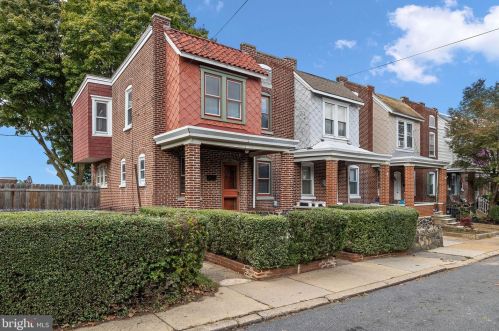 801 Scott St, Wilmington, DE 19805-5322
