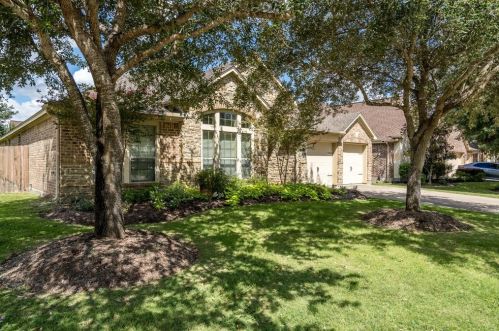 2614 Bass Ln, Richmond, TX 77471-6714