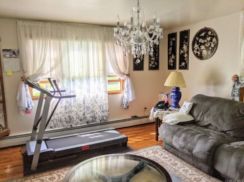 610 Prosperous Valley Rd, Middletown NY  10940-6149 exterior