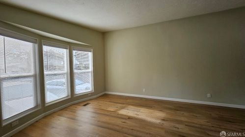 2455 89th Ave, Oakland, CA 94605-3929