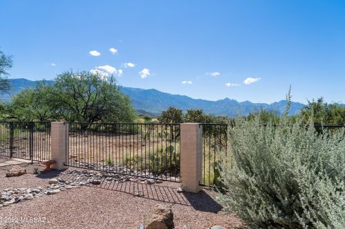 64471 Cyn Shadows Ln, Tucson AZ 85739-2027 exterior