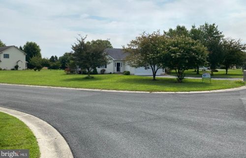 231 Meadow Ridge Pkwy, Dover, DE 19904-5875