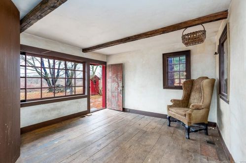 329 Chewink Rd, North Windham CT  06235-2713 exterior