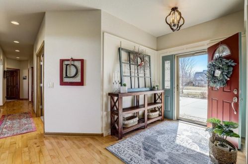 2247 Brookside Dr, Jackson, WI 53037-8925