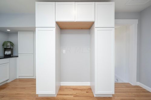 3255 White Rd, Washington Court House OH  43160-9223 exterior