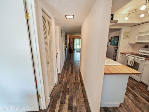 2580 Demaret Dr, Titusville, FL 32780-4882