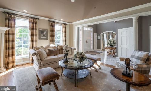 5 Gregory Ln, Newtown Square PA  19073-1518 exterior