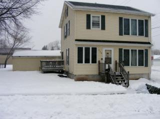 328 Center St, Neenah, WI 54956-2613