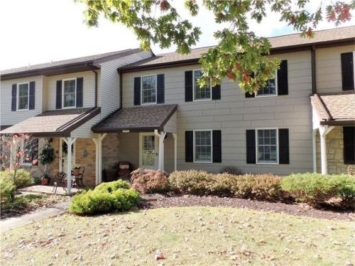 233 Roscommon Pl, Canonsburg, PA 15317-2447