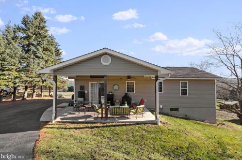 45 Ridge Loop Rd, Three Churches WV  26757-6377 exterior
