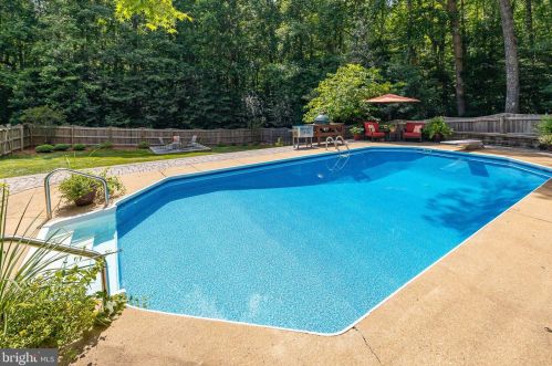 7748 Waterford Dr, Spotsylvania VA  22551-2200 exterior