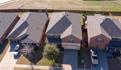 1734 Oak Glen Dr, St Paul, TX 75098-6628