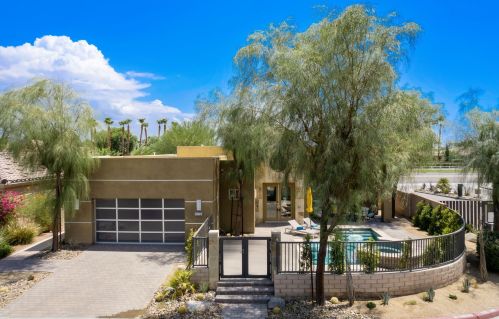 57710 Barristo Cir, La Quinta CA  92253-8255 exterior