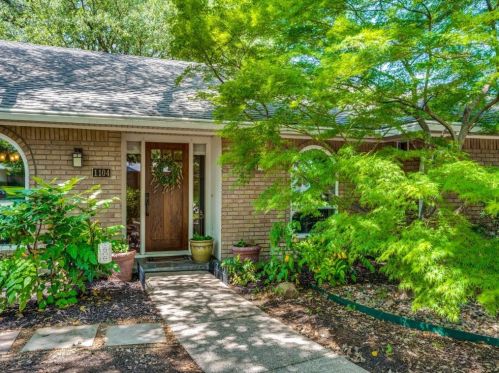 1104 High Vista Ln, Richardson, TX 75080-1520