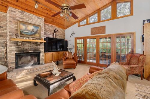 4858 Apopka Vineland Rd, Orlando FL 32818-8431 exterior