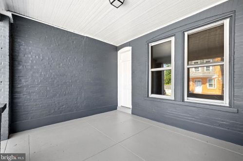 514 Rodman St, Wilmington, DE 19805-2936