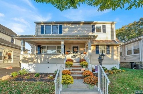 53 5th Ave, Paterson NJ  07506-2161 exterior