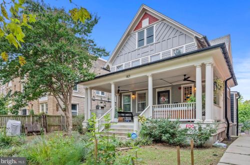 1821 Newton St, Washington, DC 20010-1033