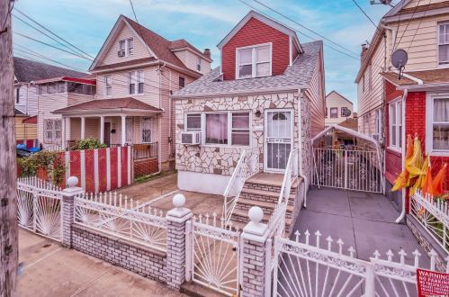 10736 124th St, Jamaica, NY 11419-2910