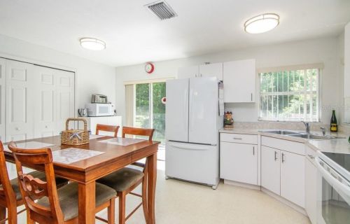 12344 Lakeview Dr, Dade City FL  33525-8191 exterior