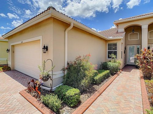 16234 Amethyst Key Dr, Wimauma FL  33598-4028 exterior