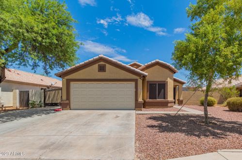 6251 69th Dr, Glendale, AZ 85303-4429