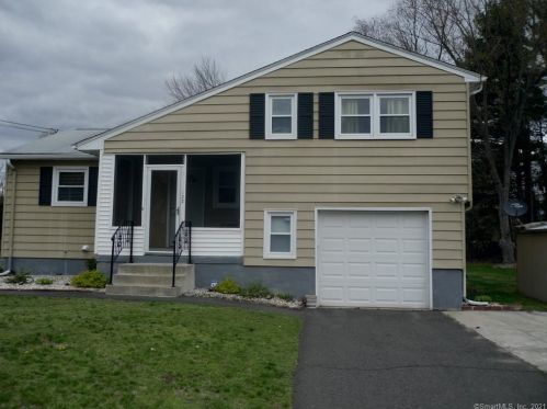 22 Washington Rd, Windsor, CT 06095-3560