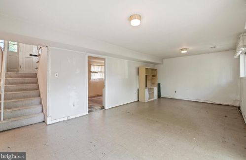 6501 Carrsbrook Ct, Springfield VA 22150-1311 exterior