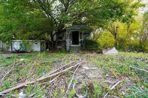 2693 Polk Pl, Gary, IN 46407-3845